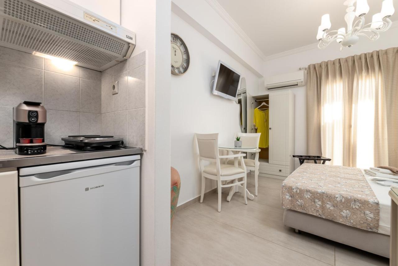 Panos Luxury Studios Páros Exteriér fotografie