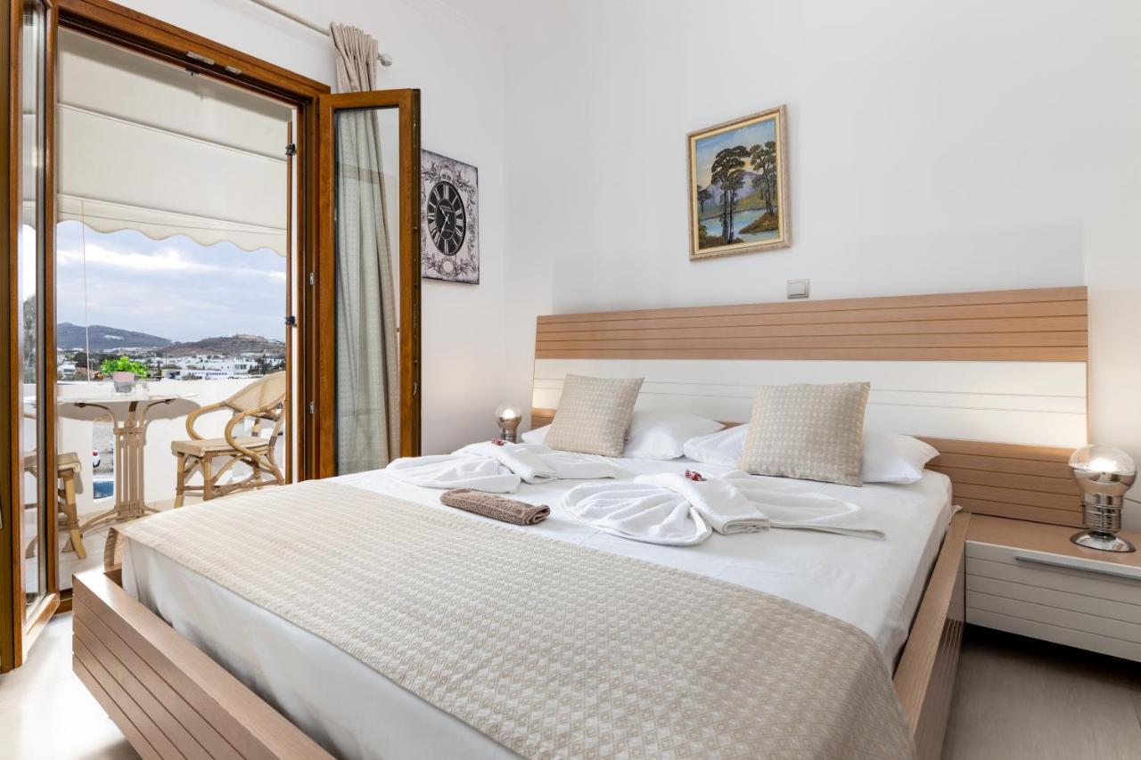 Panos Luxury Studios Páros Exteriér fotografie